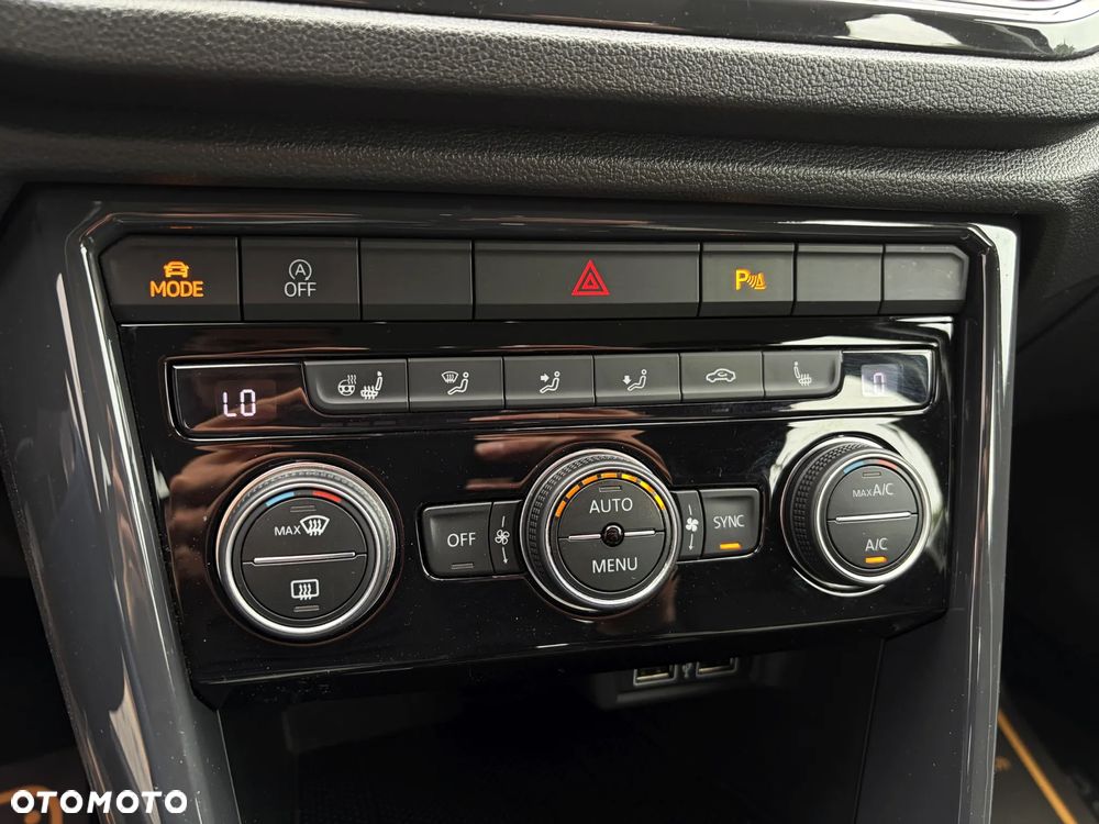 Volkswagen T-Roc 1.5 TSI GPF ACT Premium DSG - 30