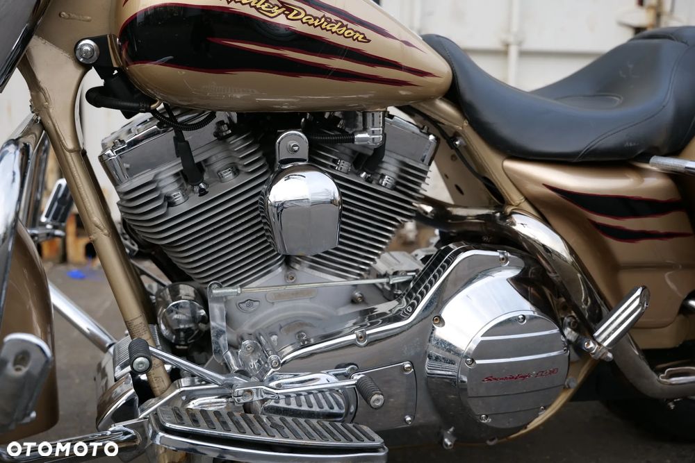 Harley-Davidson Touring Road King - 16