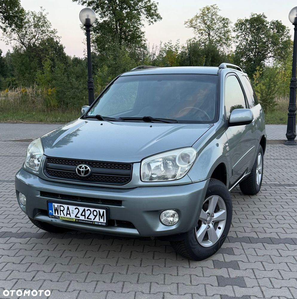Toyota RAV4 - 4