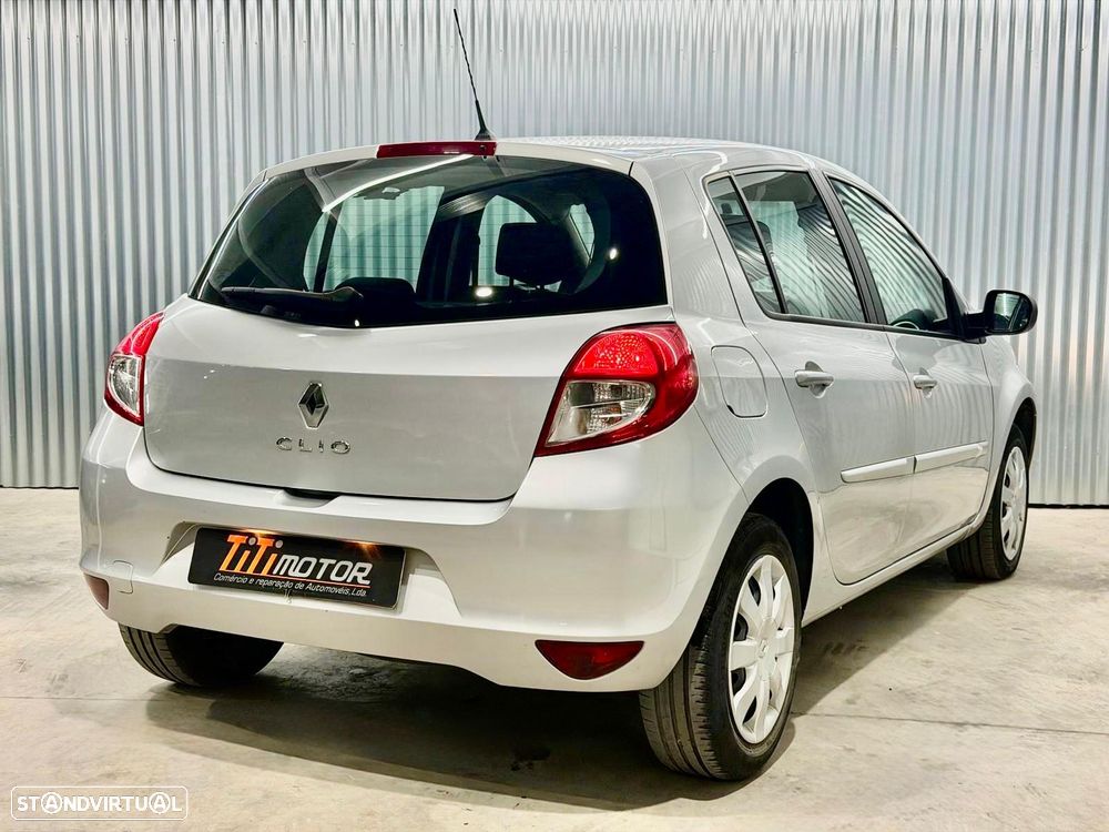 Renault Clio 1.2 16V Dynamique - 5