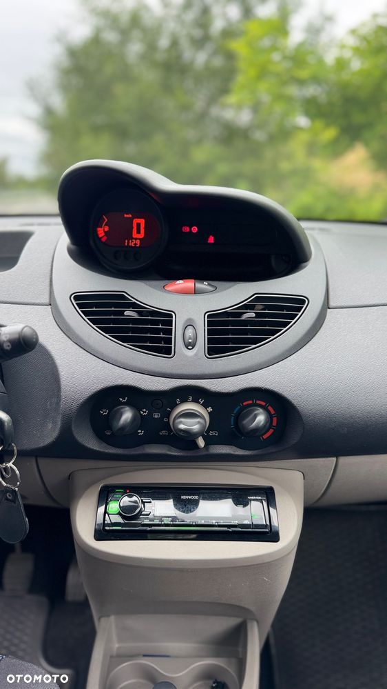 Renault Twingo 1.2 Authentique - 10