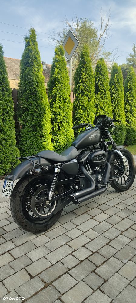 Harley-Davidson Sportster Iron 883 - 1