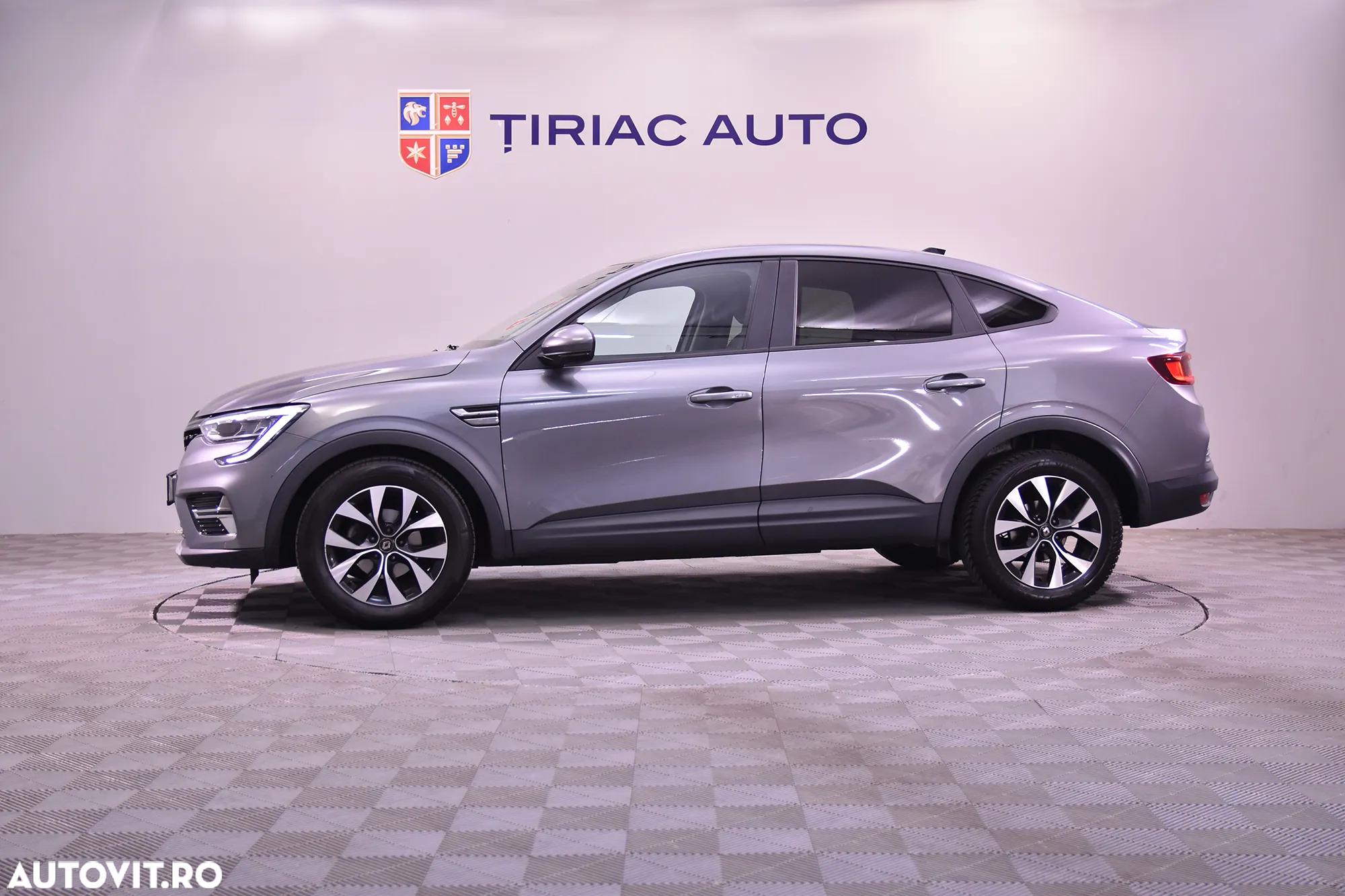 Renault Arkana - 2