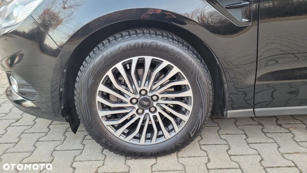 Ford S-Max 2.0 EcoBlue Titanium - 28