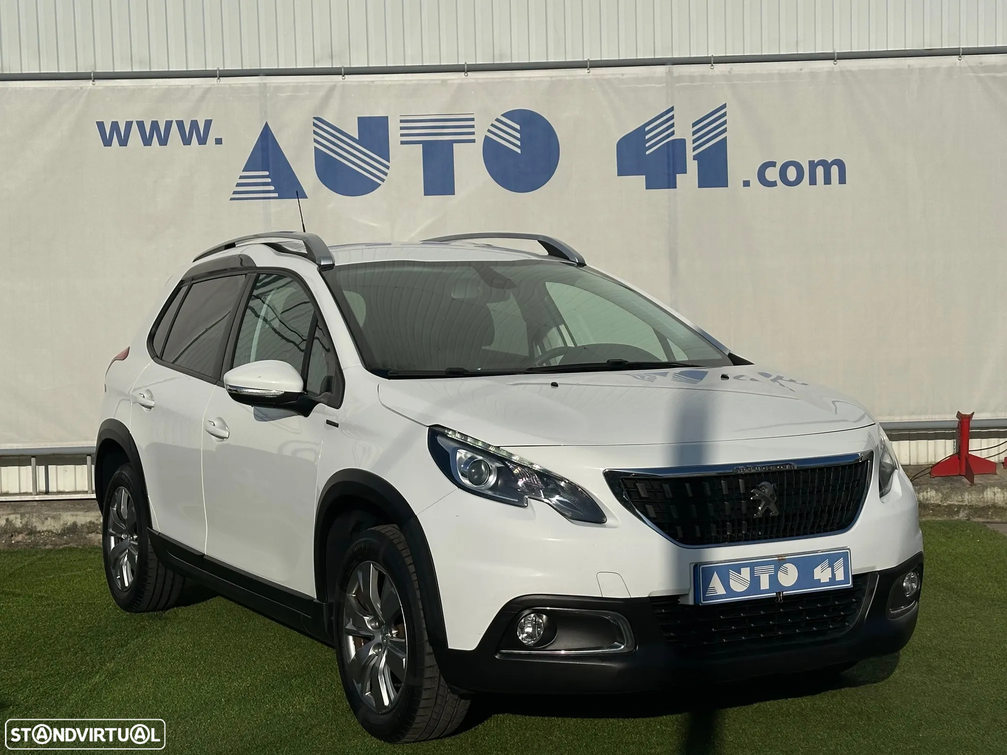 Peugeot 2008 1.2 PureTech Style - 3
