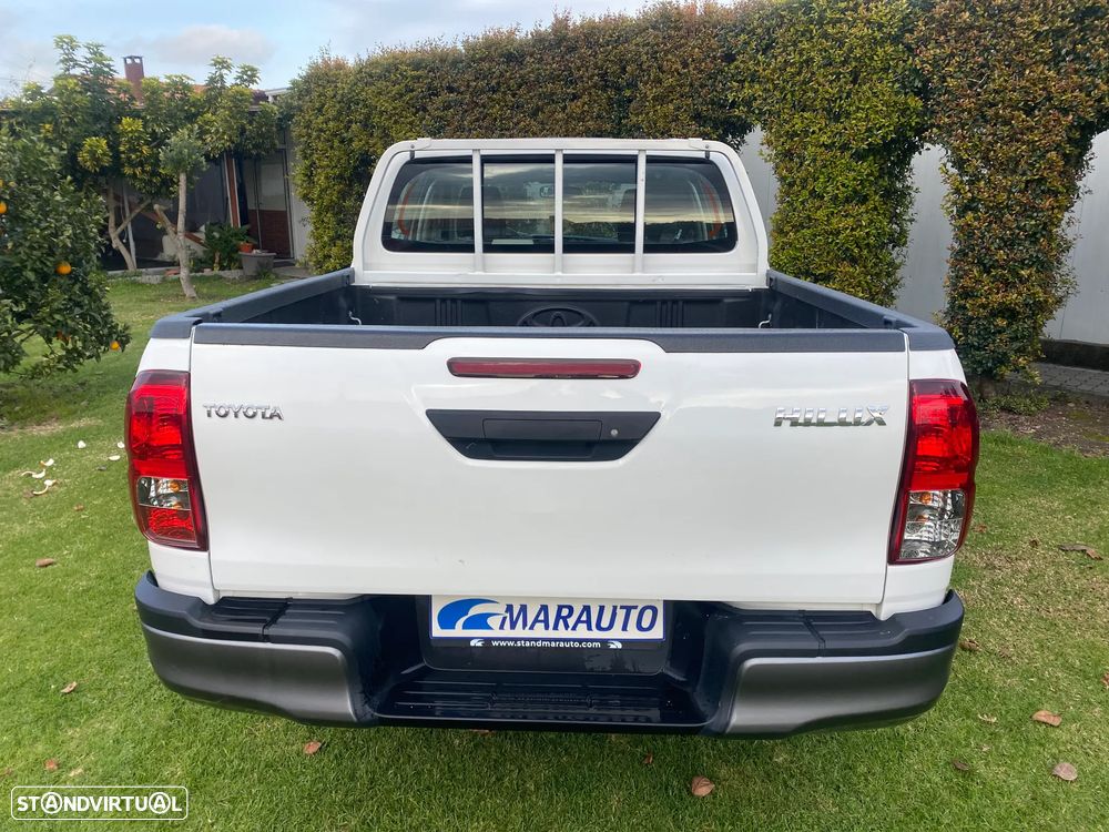 Toyota Hilux - 9