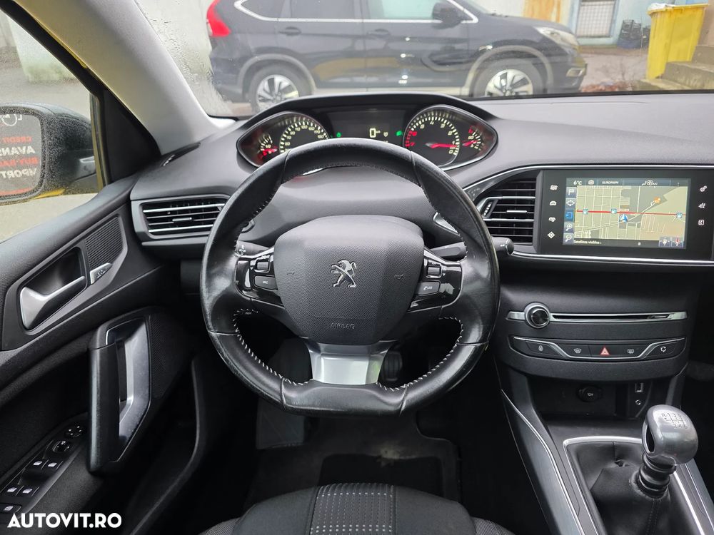 Peugeot 308 PureTech 130 EAT6 Stop & Start Allure - 19
