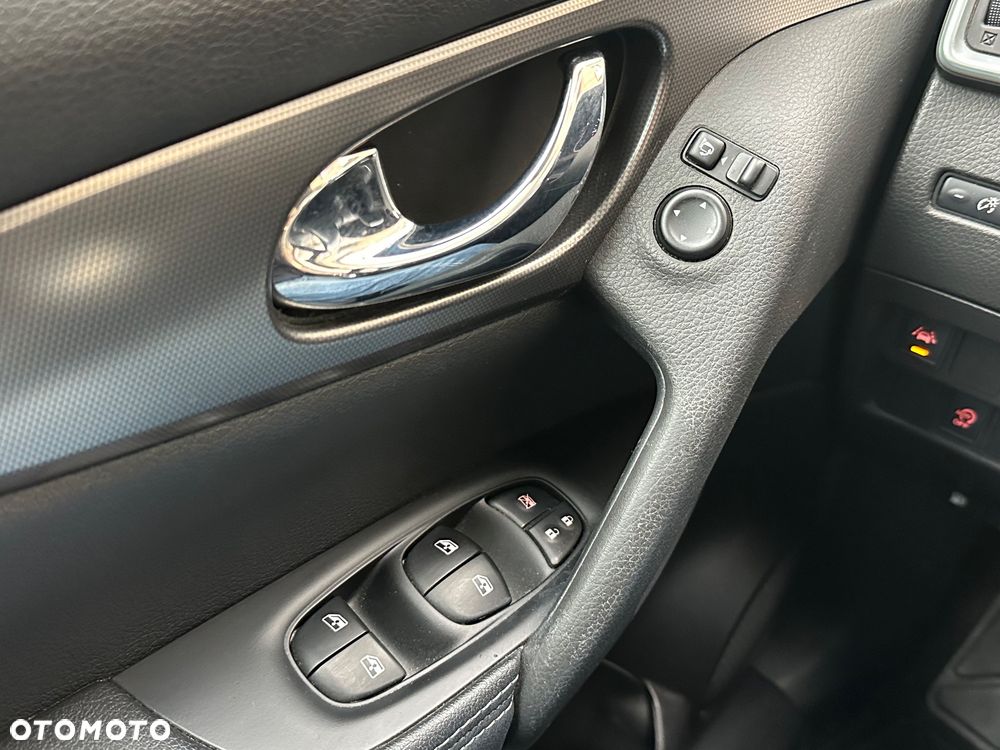 Nissan Qashqai 1.5 dCi N-Connecta - 20
