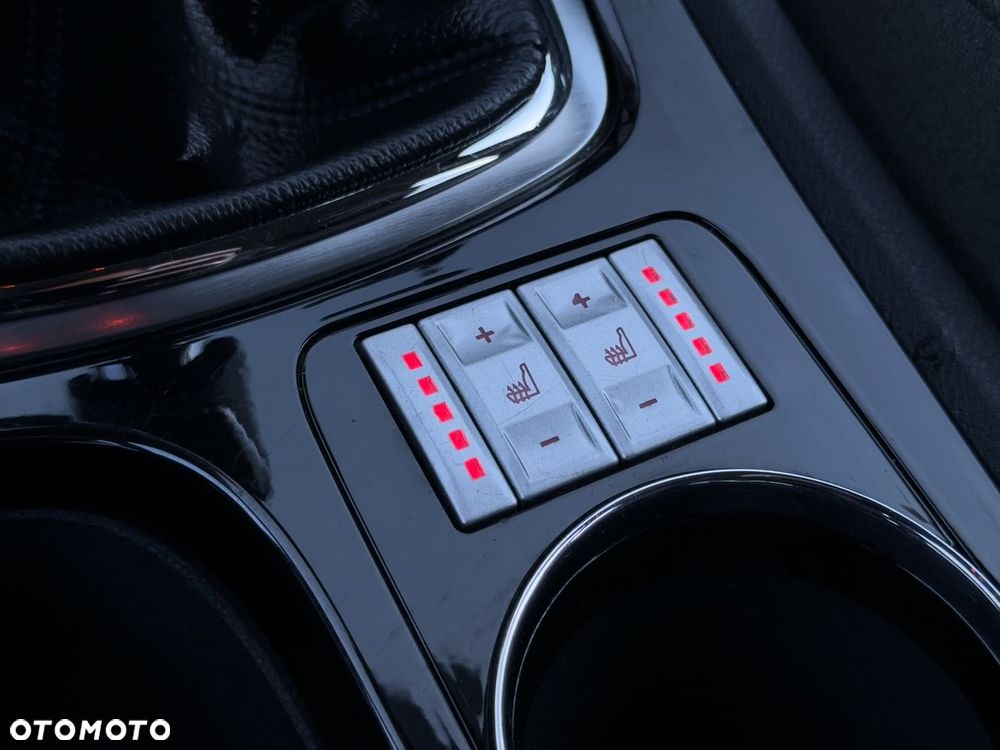 Ford Mondeo 2.0 TDCi Titanium S - 25