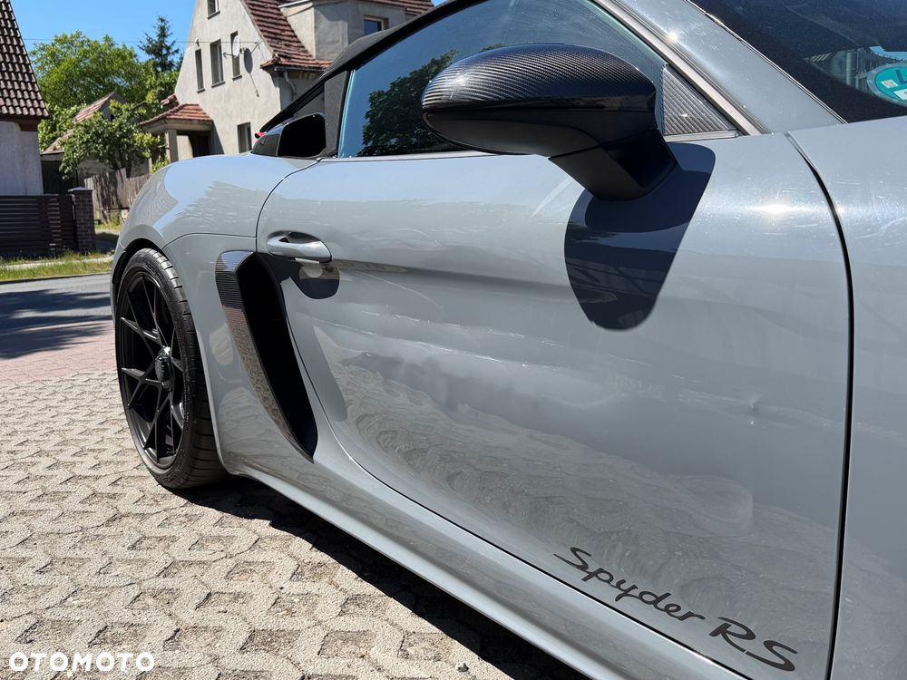 Porsche 718 Boxster Spyder RS - 6