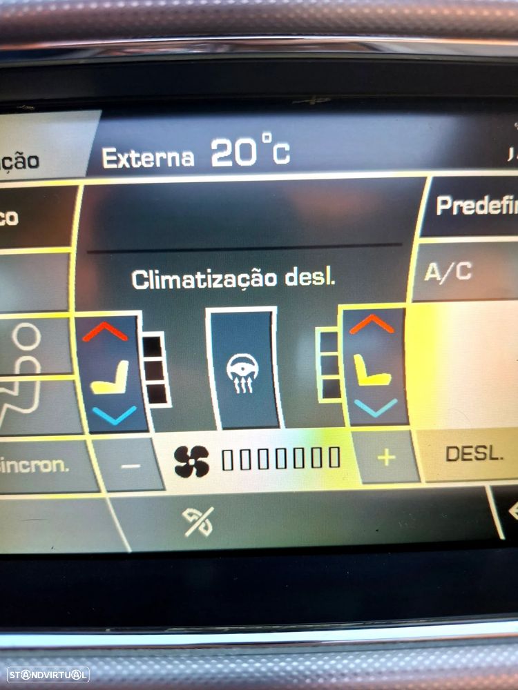 Jaguar XF 2.7 D V6 Premium Luxury - 20
