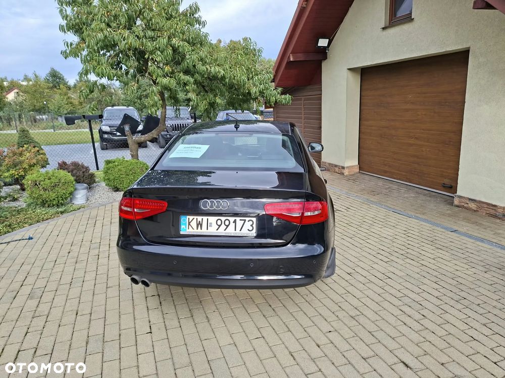 Audi A4 Limousine 2.0 TDI Quattro Line S tronic - 6