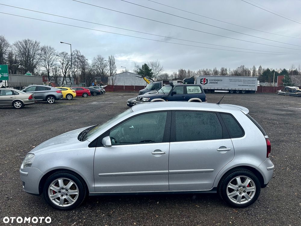 Volkswagen Polo 1.8T GTI - 2