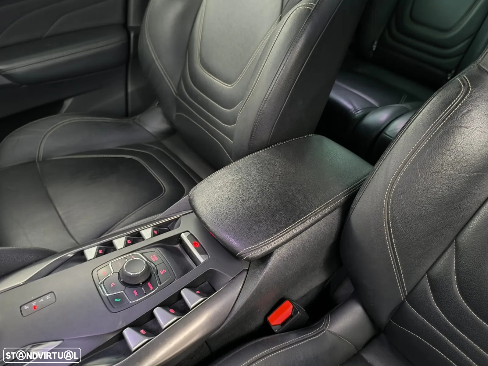Citroën DS5 2.0 HDi Hybrid4 Sport Chic CMP6 - 34