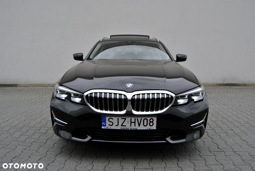 BMW Seria 3 320d xDrive Sport Line - 4