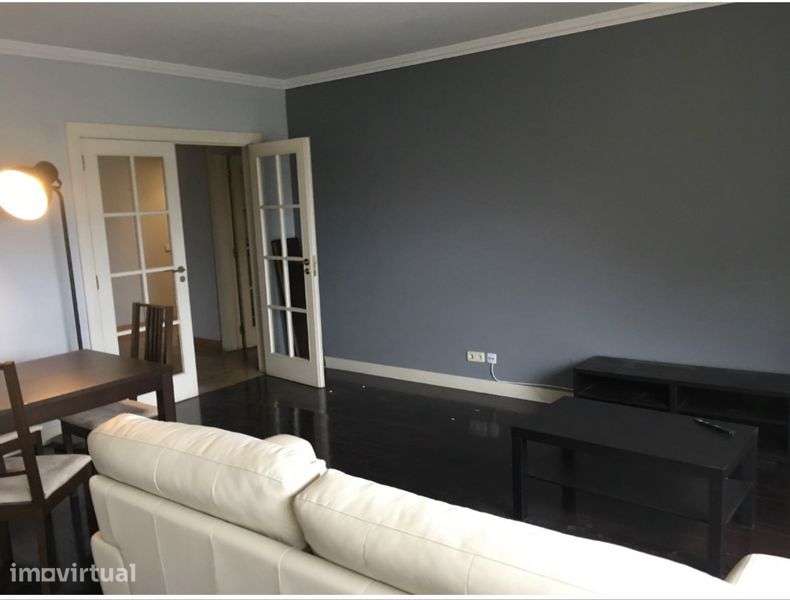 Apartamento T1 bem localuzado - Grande imagem: 3/7