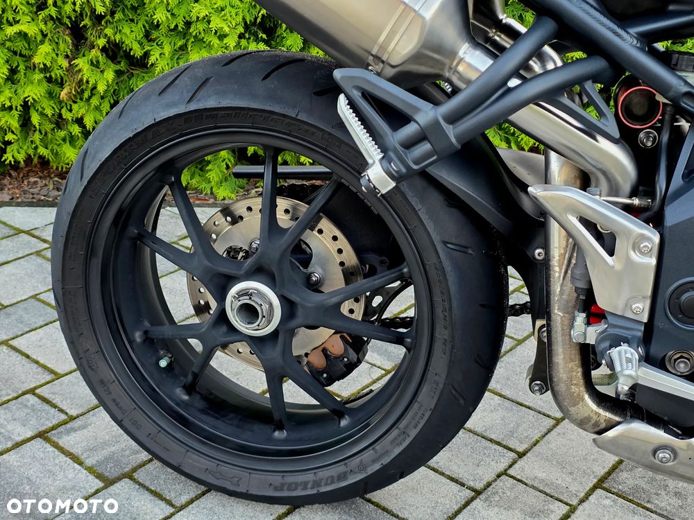 Triumph Speed Triple - 4