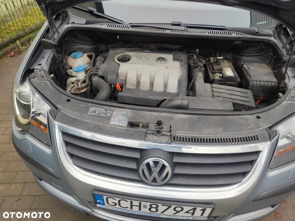 Volkswagen Touran 1.9 TDI DPF Cross - 6