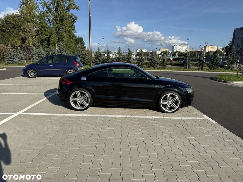 Audi TT Coupé 2.0 TDI Quattro - 4