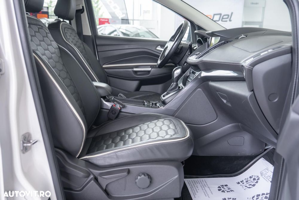 Ford Kuga 2.0 TDCi 4x4 Aut. Vignale - 14