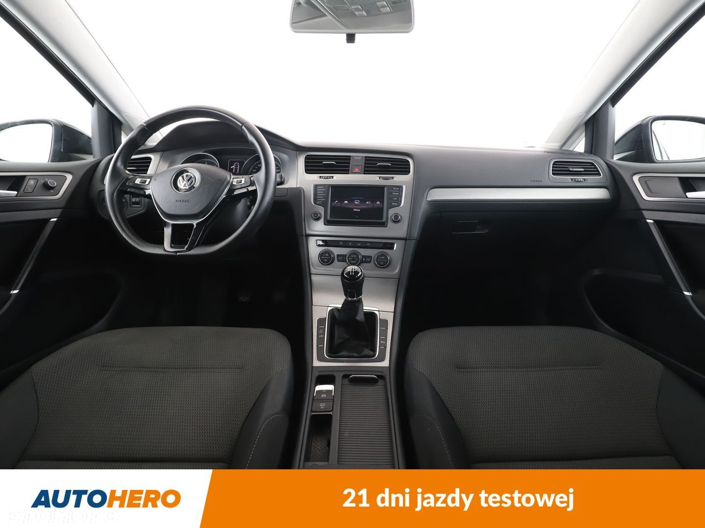 Volkswagen Golf - 12