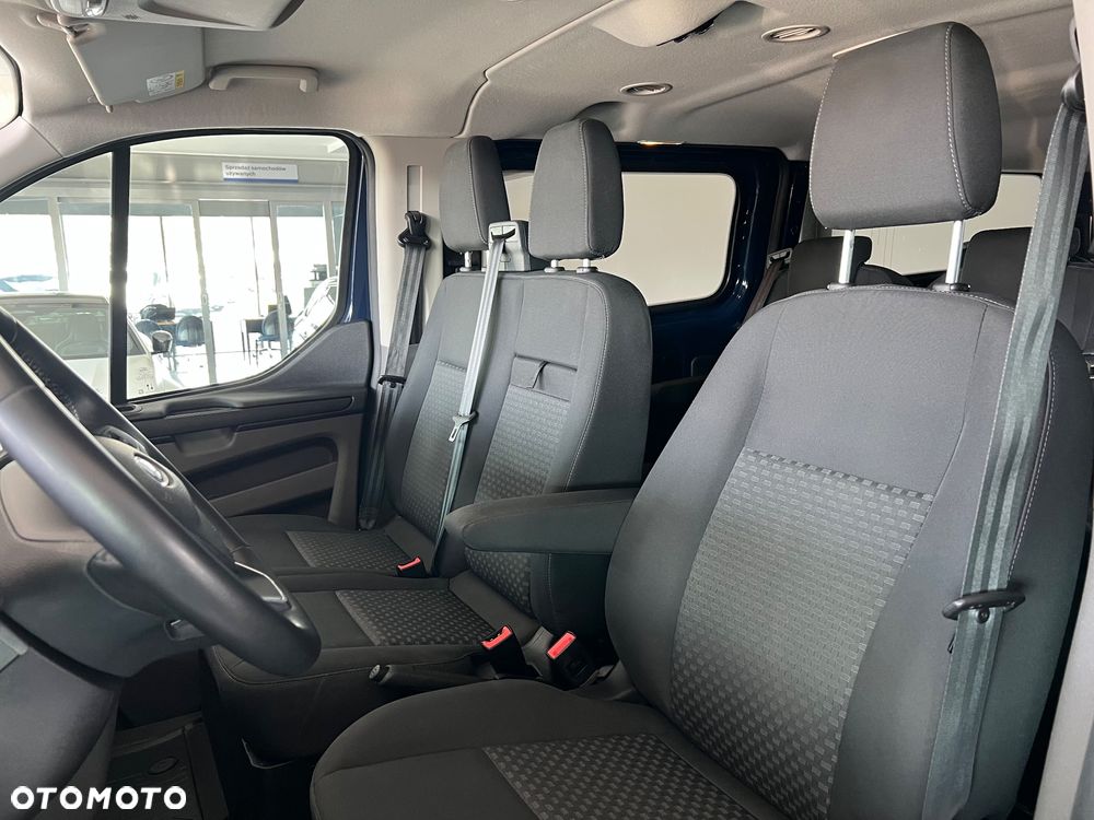 Ford Transit Custom - 23