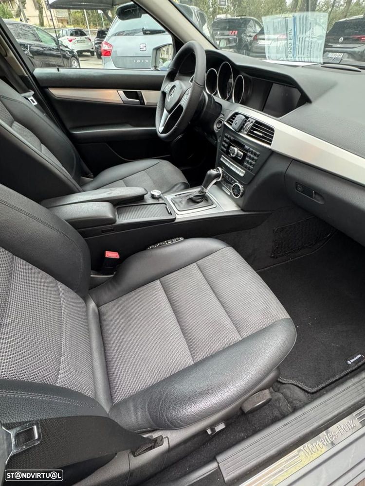Mercedes-Benz C 220 - 14