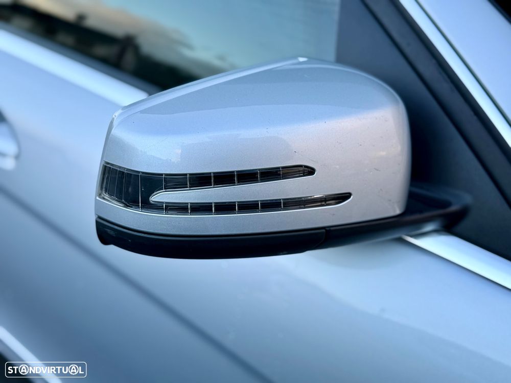 Mercedes-Benz C 220 CDI DPF Auto BlueEFFICIENCY Avantgarde - 12