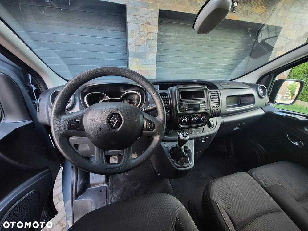 Renault Trafic - 11