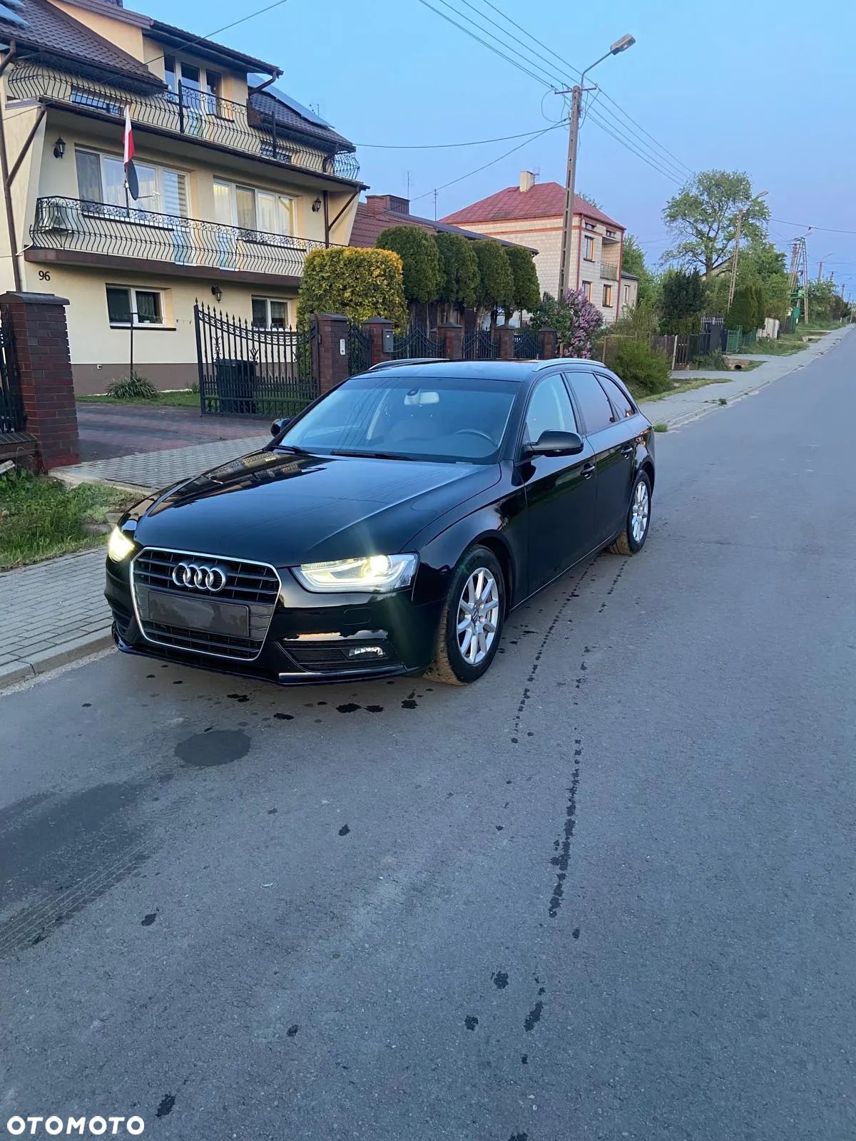 Audi A4 Avant 2.0 TDI e DPF Attraction - 1