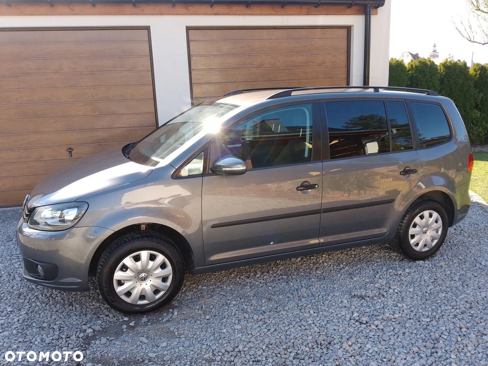 Volkswagen Touran - 5