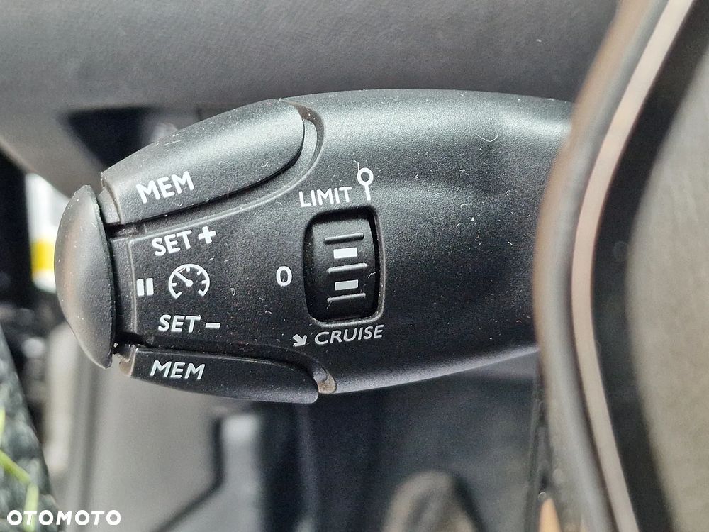 Peugeot 2008 - 17