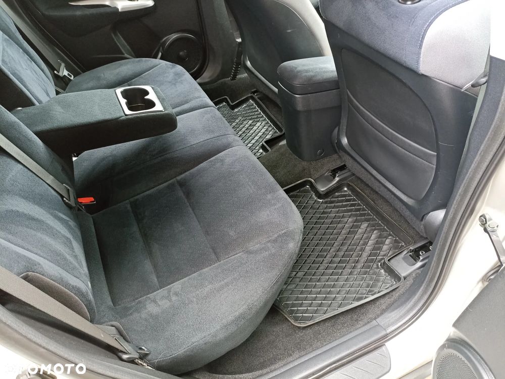 Honda Civic 1.4i-DSi - 29