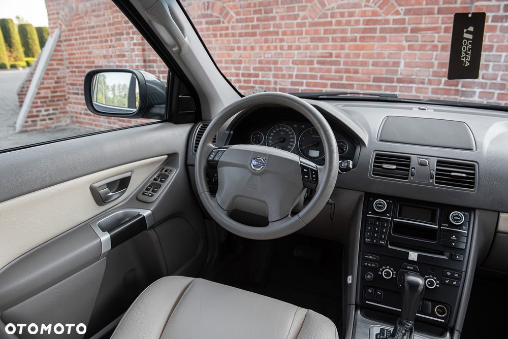 Volvo XC 90 - 19