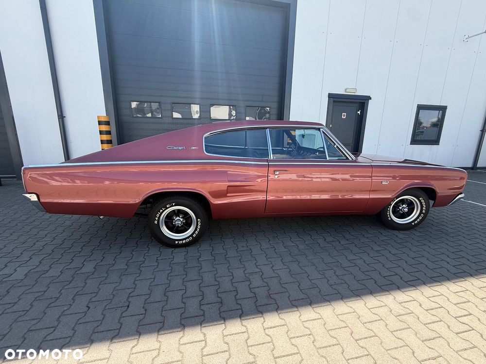 Dodge Charger - 4