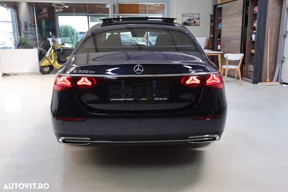 Mercedes-Benz E 300 9G-TRONIC Exclusive - 6