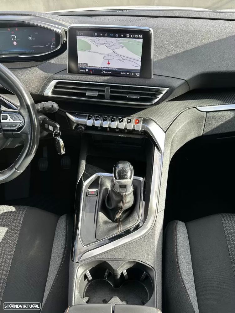 Peugeot 5008 1.2 PureTech Allure Pack - 57