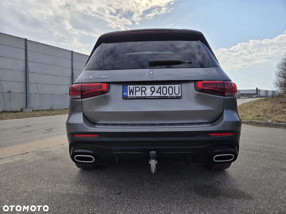 Mercedes-Benz GLB 220 d AMG Line 8G-DCT - 30