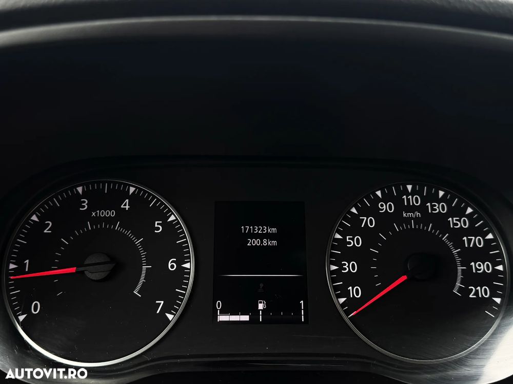 Dacia Duster TCe 130 2WD GPF Celebration - 28