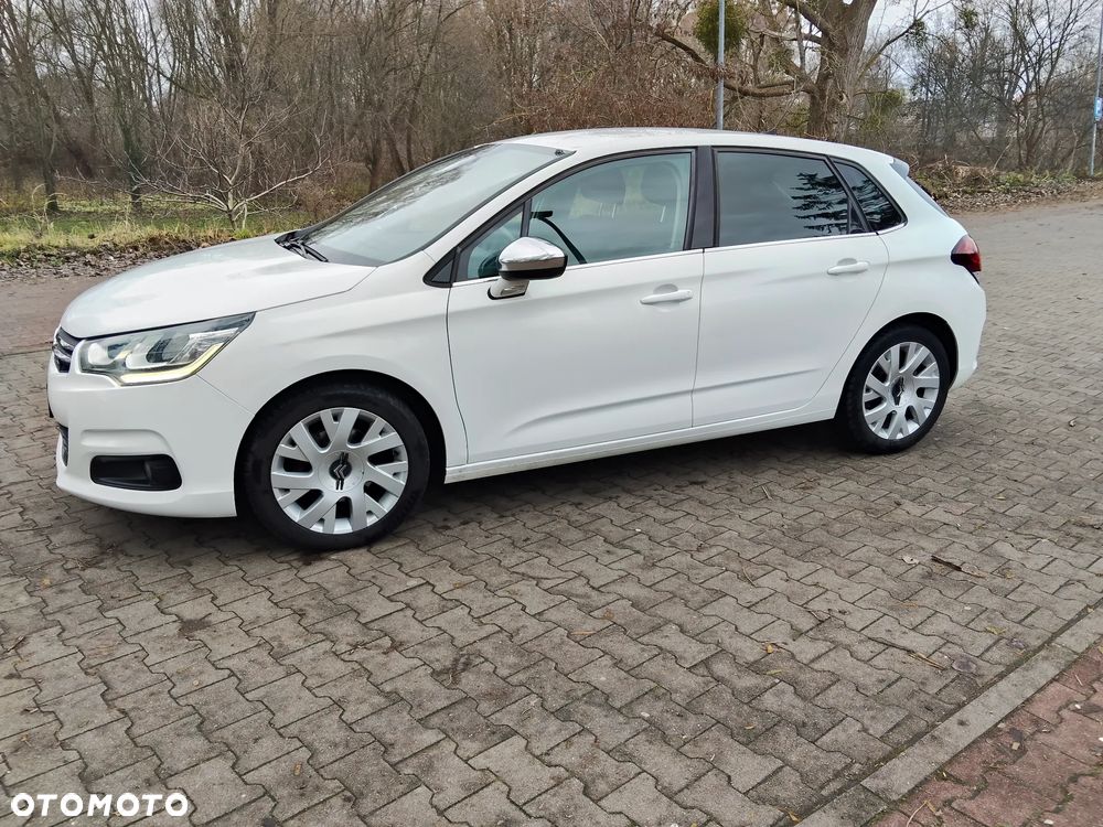 Citroën C4 1.2 PureTech Shine S&S - 6
