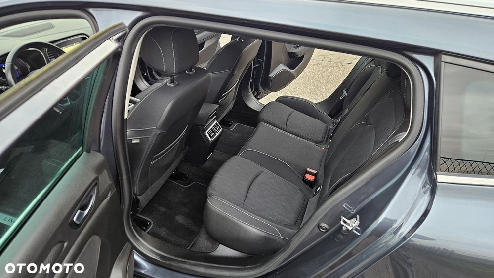 Renault Megane TCe 115 GPF LIMITED - 10