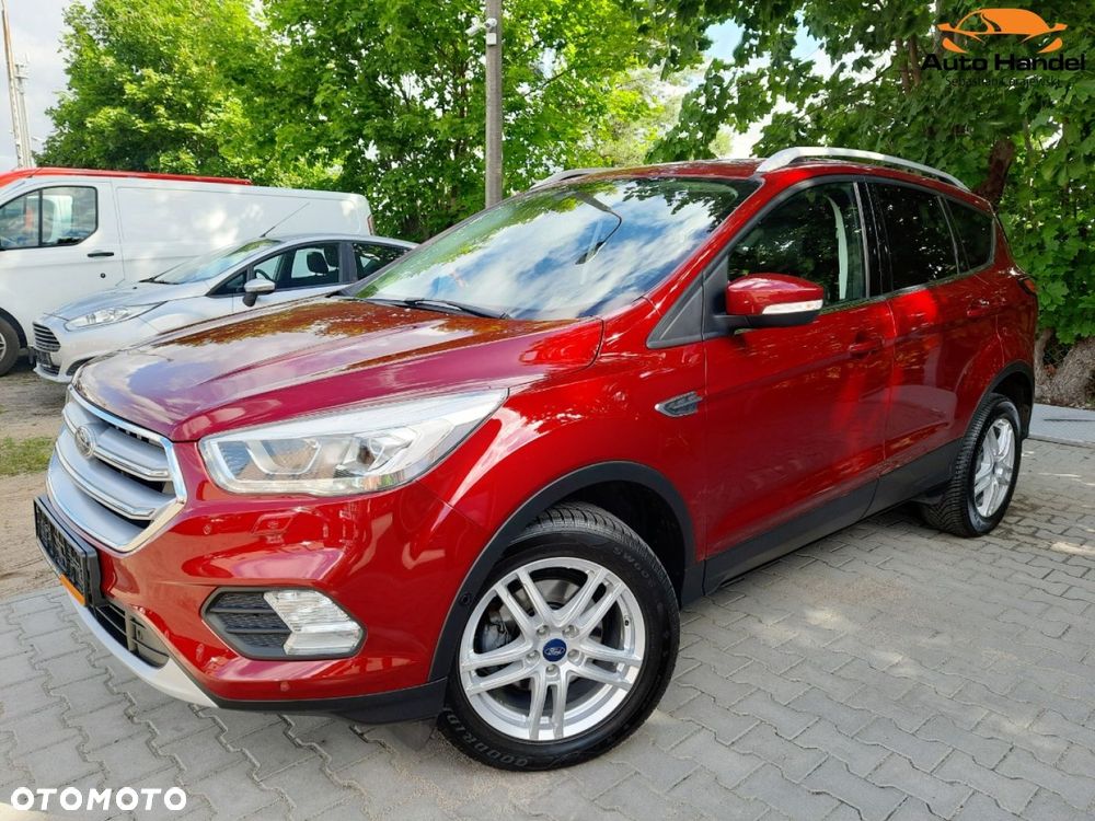 Ford Kuga 1.5 EcoBoost 2x4 Titanium - 4