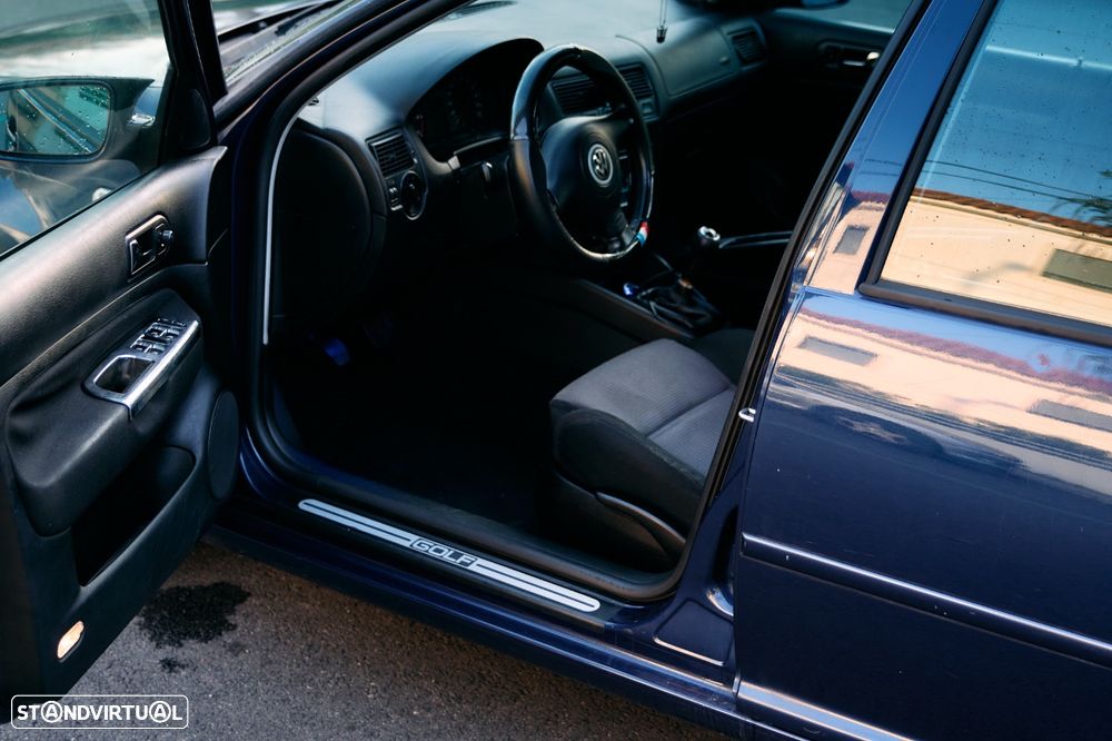 VW Golf 1.4i Confortline - 12