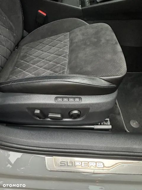 Skoda Superb 1.4 TSI Plug-In Hybrid Sportline DSG - 40