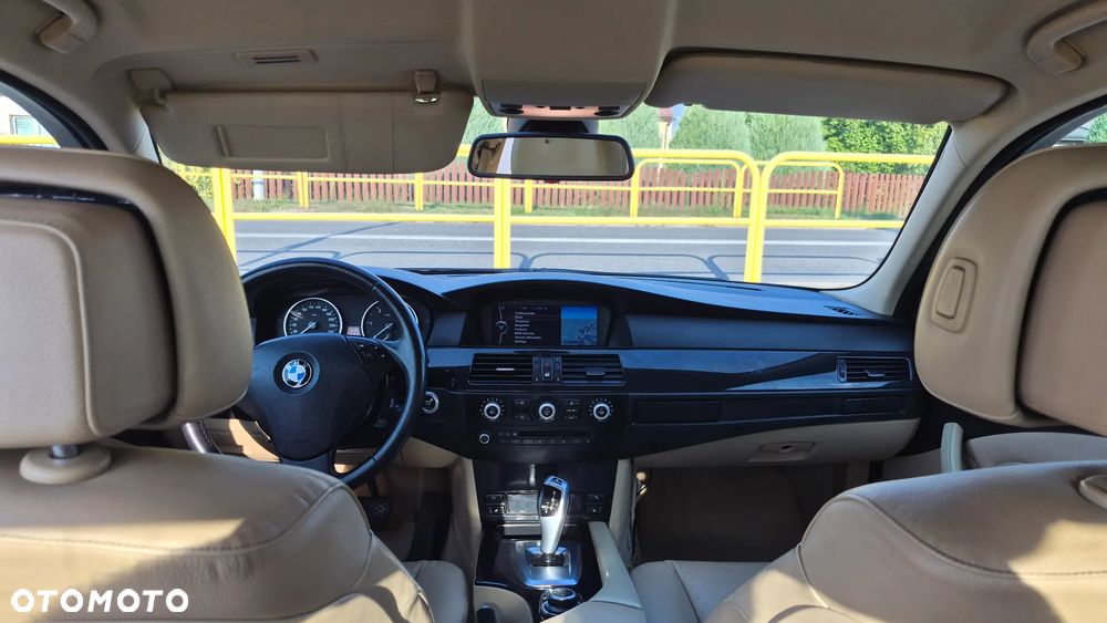 BMW Seria 5 520d - 7