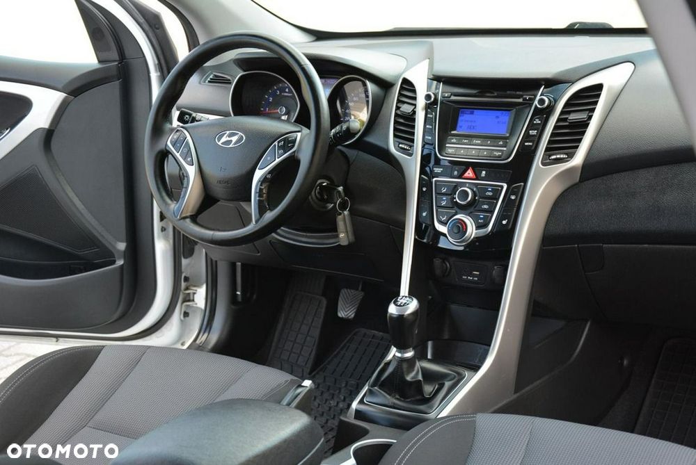 Hyundai i30 1.4 Comfort - 17