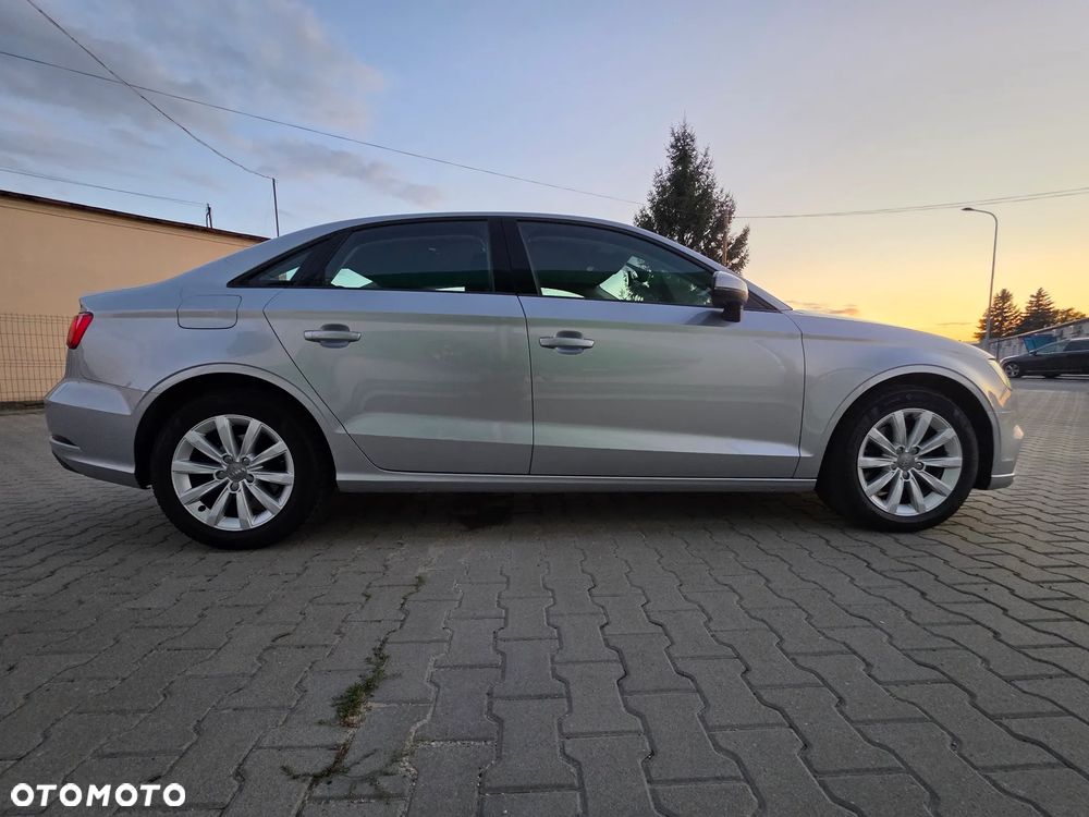 Audi A3 Limousine 1.6 TDI design - 7