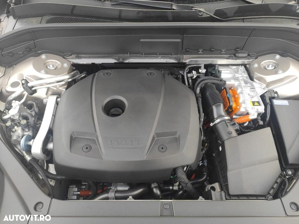 Volvo XC 90 T8 AWD PHEV Ultra Dark - 22