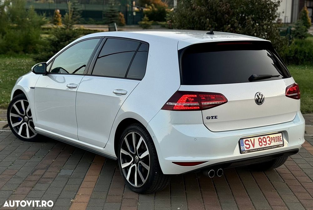 Volkswagen Golf 1.4 GTE Plug-In-Hybrid DSG - 2