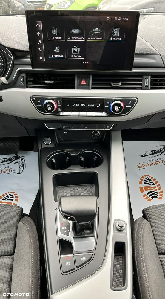Audi A4 Limousine - 20